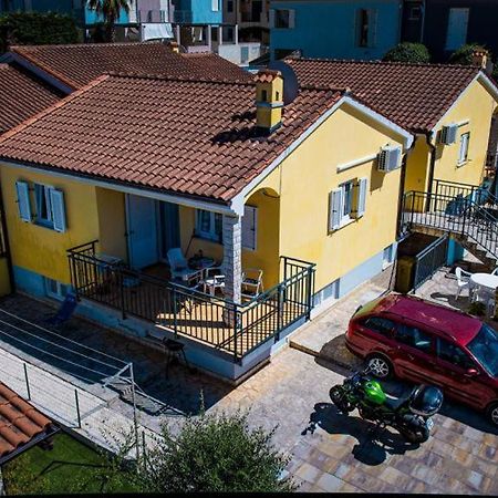 Apartment Daudi Баньоле Екстер'єр фото